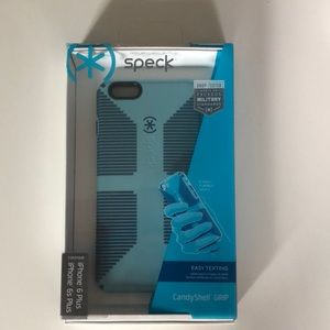 Turquoise and navy blue speck phone case💙!